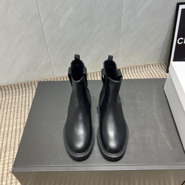 repliche,replica,perfette,siti di,affidabili,migliori siti,dove comprare,1:1,scarpe da ginnastica Versione top GIVENCHY, stivaletti alla caviglia con punta tonda e suola spessa, nuovi per l’inizio dell’autunno (GD305)