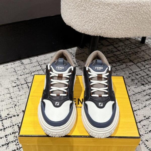 repliche,replica,perfette,siti di,affidabili,migliori siti,dove comprare,1:1,scarpe da ginnastica Sneakers sportive basse con punta tonda, plateau e mesh FF in pelle di vitello della serie Force di FENDI, le ultime di zecca (RW31H)