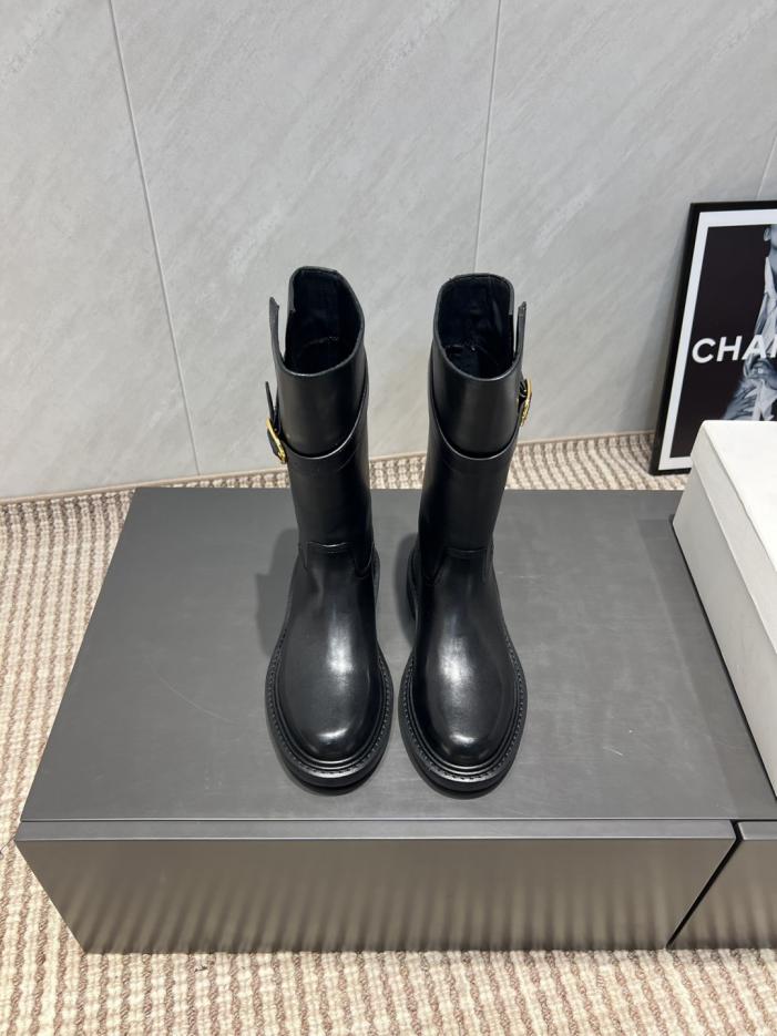 repliche,replica,perfette,siti di,affidabili,migliori siti,dove comprare,1:1,scarpe da ginnastica Versione top CELINE, inizio autunno, ultima serie di stivali Martin con punta tonda e lunghezza di un piede (FU2FB) repliche,replica,perfette,siti di,affidabili,migliori siti,dove comprare,1:1,scarpe da ginnastica Versione top CELINE, inizio autunno, ultima serie di stivali Martin con punta tonda e lunghezza di un piede (FU2FB)