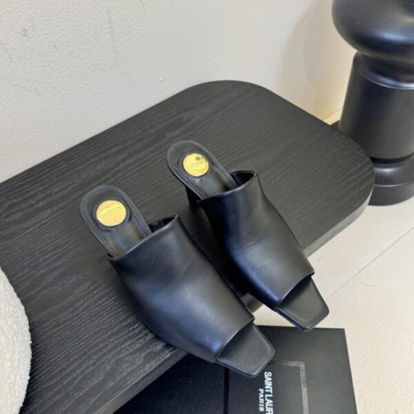 SAINT LAURENT Scarpe con tacco a blocco autunno/inverno (5LNTN)