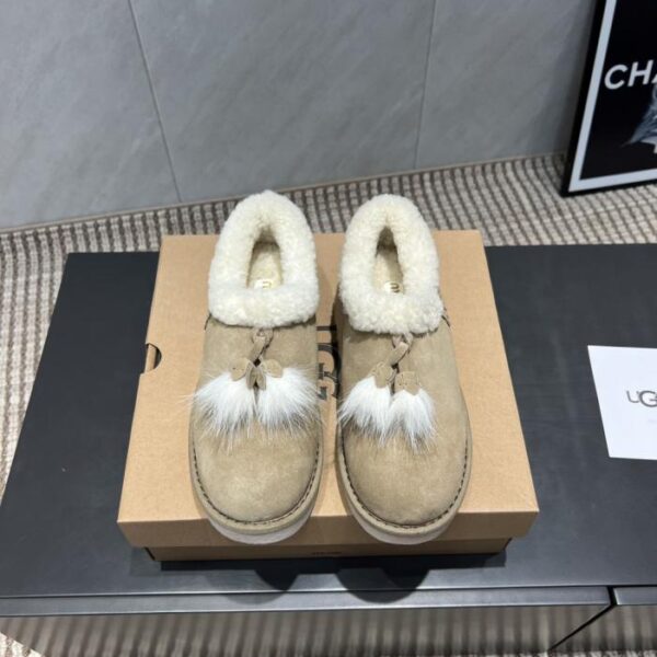 repliche,replica,perfette,siti di,affidabili,migliori siti,dove comprare,1:1,scarpe da ginnastica Versione top MIUMIU, stivali da neve con nappe a testa tonda, inizio autunno (42M47)