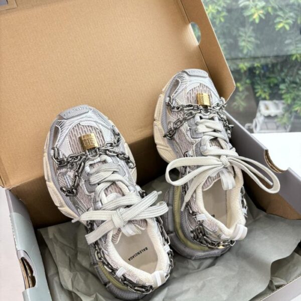 repliche,replica,perfette,siti di,affidabili,migliori siti,dove comprare,1:1,scarpe da ginnastica Scarpe da papà Balenciaga MONDAY nere di 16a generazione (XUE59)
