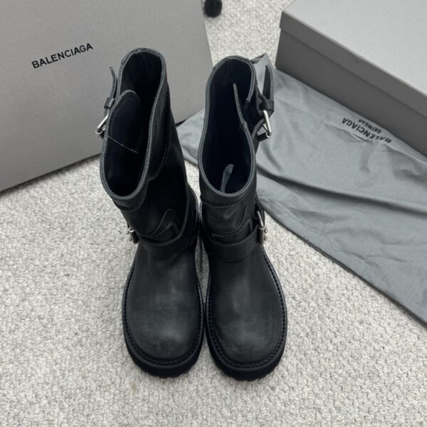 repliche,replica,perfette,siti di,affidabili,migliori siti,dove comprare,1:1,scarpe da ginnastica Stivali Martin Dark Knight BALENCIAGA Early Spring (98HC9)