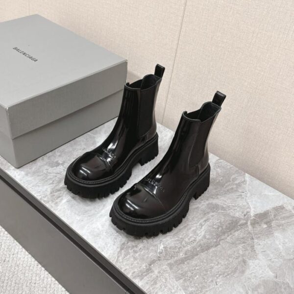 repliche,replica,perfette,siti di,affidabili,migliori siti,dove comprare,1:1,scarpe da ginnastica Balenciaga Stivali Martin Classic Autunno/Inverno (BOQUV)