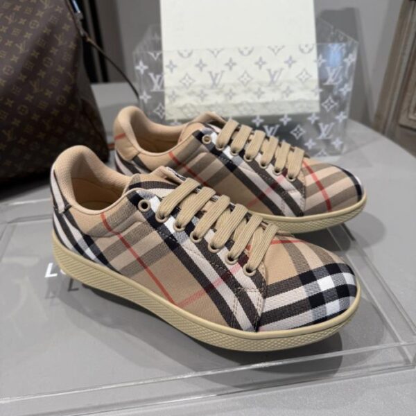 repliche,replica,perfette,siti di,affidabili,migliori siti,dove comprare,1:1,scarpe da ginnastica Scarpe casual in tessuto a quadri Burberry Old Flower (45,46 su misura) (SRJ7W)