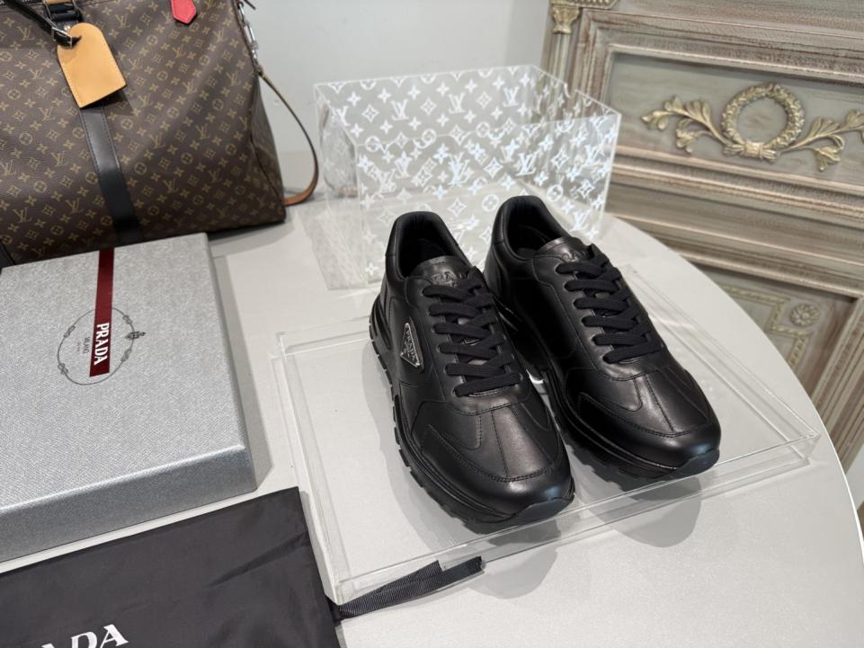 repliche,replica,perfette,siti di,affidabili,migliori siti,dove comprare,1:1,scarpe da ginnastica Prada Autunno/Inverno Nuove Scarpe Casual con Lacci Triangle e Pelle Vintage (4NX7Q) repliche,replica,perfette,siti di,affidabili,migliori siti,dove comprare,1:1,scarpe da ginnastica Prada Autunno/Inverno Nuove Scarpe Casual con Lacci Triangle e Pelle Vintage (4NX7Q)