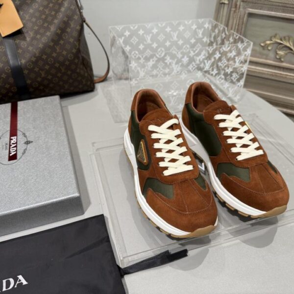 repliche,replica,perfette,siti di,affidabili,migliori siti,dove comprare,1:1,scarpe da ginnastica Prada Autunno/Inverno Nuove Scarpe Casual con Lacci Triangolari in Pelle Vintage (LWSSD)