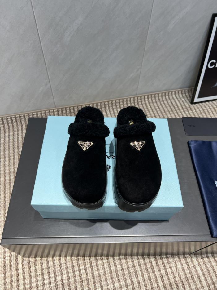 repliche,replica,perfette,siti di,affidabili,migliori siti,dove comprare,1:1,scarpe da ginnastica Versione top delle pantofole in lana con suola spessa e plateau Prada per l’inizio dell’autunno (AVIHT) repliche,replica,perfette,siti di,affidabili,migliori siti,dove comprare,1:1,scarpe da ginnastica Versione top delle pantofole in lana con suola spessa e plateau Prada per l’inizio dell’autunno (AVIHT)
