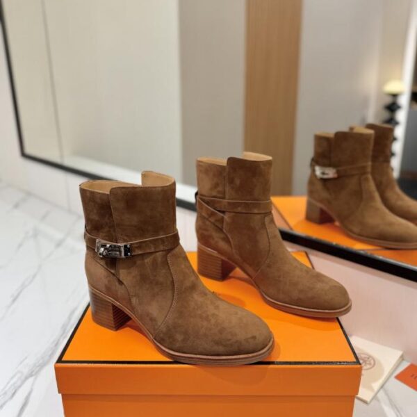 repliche,replica,perfette,siti di,affidabili,migliori siti,dove comprare,1:1,scarpe da ginnastica Stivali da cavaliere saltante Kelly di Hermes, modello High-End Hot Girl (QUYA7)