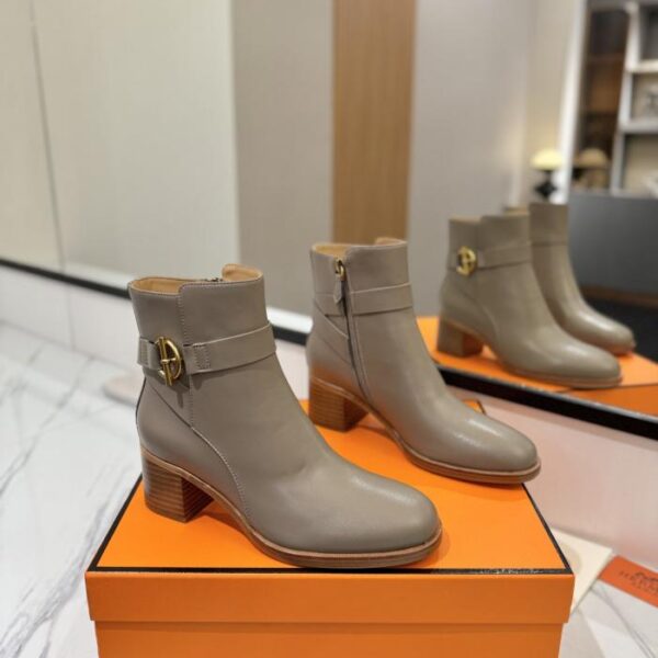 repliche,replica,perfette,siti di,affidabili,migliori siti,dove comprare,1:1,scarpe da ginnastica Stivali Cavalier Hermes Justine in pelle di vitello con punta tonda (RQTYM)