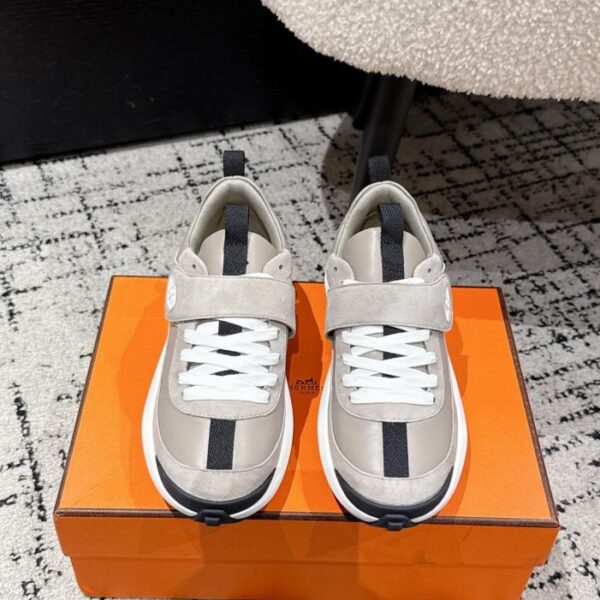 repliche,replica,perfette,siti di,affidabili,migliori siti,dove comprare,1:1,scarpe da ginnastica Sneakers casual con plateau rialzato Hermes Loop di alta gamma (7O0ZE)