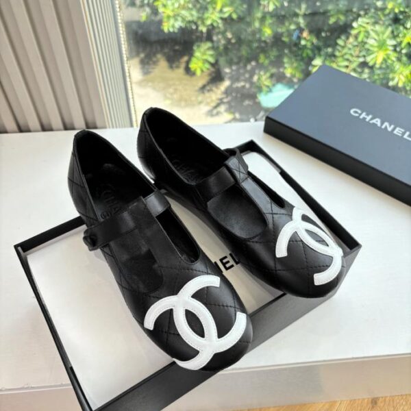 repliche,replica,perfette,siti di,affidabili,migliori siti,dove comprare,1:1,scarpe da ginnastica G988 CHANEL Classic Double C Scarpette da Ballerina di Seconda Mano Scarpette in Pelle (5HAA0)
