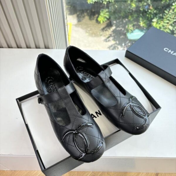 repliche,replica,perfette,siti di,affidabili,migliori siti,dove comprare,1:1,scarpe da ginnastica G988 CHANEL Classic Double C Vintage Ballerine Piccole Scarpe in Pelle (CDPZF)