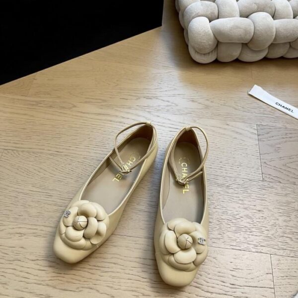 repliche,replica,perfette,siti di,affidabili,migliori siti,dove comprare,1:1,scarpe da ginnastica Scarpe Chanel Camellia Primavera/Estate (BDSDD)