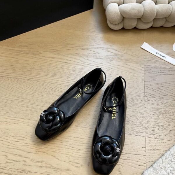 repliche,replica,perfette,siti di,affidabili,migliori siti,dove comprare,1:1,scarpe da ginnastica Scarpe singole Chanel Camellia Primavera/Estate (RWOJ7)