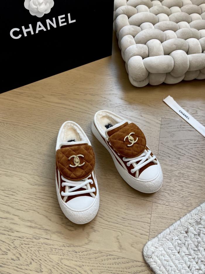 repliche,replica,perfette,siti di,affidabili,migliori siti,dove comprare,1:1,scarpe da ginnastica Nuovo modello Chanel con fibbia a zaino con suola spessa e mezza ciabatte (N7HIG) repliche,replica,perfette,siti di,affidabili,migliori siti,dove comprare,1:1,scarpe da ginnastica Nuovo modello Chanel con fibbia a zaino con suola spessa e mezza ciabatte (N7HIG)