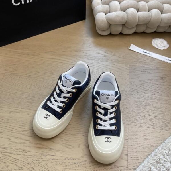 repliche,replica,perfette,siti di,affidabili,migliori siti,dove comprare,1:1,scarpe da ginnastica Le nuove scarpe sportive casual di alta gamma di Chanel (1QUVA)