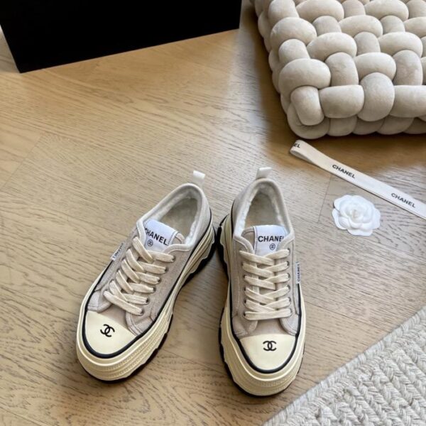 repliche,replica,perfette,siti di,affidabili,migliori siti,dove comprare,1:1,scarpe da ginnastica Scarpe Chanel in biscotto con fodera in lana nuova e suola spessa, versione top (TANK8)