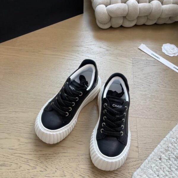 repliche,replica,perfette,siti di,affidabili,migliori siti,dove comprare,1:1,scarpe da ginnastica Le nuove scarpe sportive casual di alta gamma di Chanel (JPQDY)