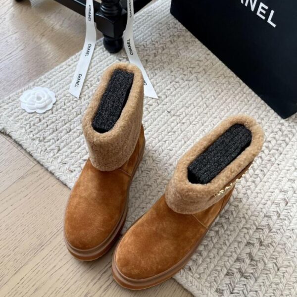 repliche,replica,perfette,siti di,affidabili,migliori siti,dove comprare,1:1,scarpe da ginnastica Stivali da neve classici Chanel autunno/inverno, versione top (5VHSS)