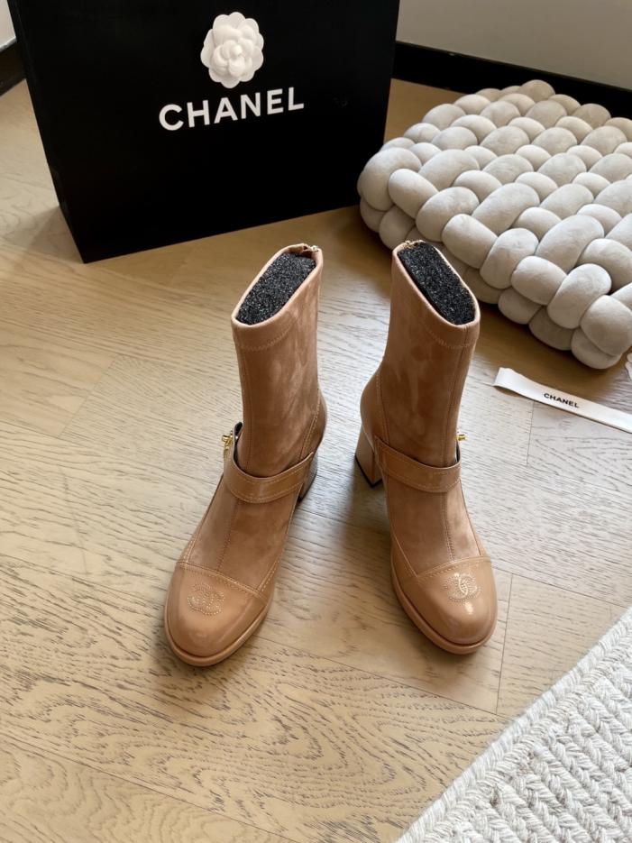 repliche,replica,perfette,siti di,affidabili,migliori siti,dove comprare,1:1,scarpe da ginnastica Stivaletti con tacco grosso Chanel autunno/inverno (8KE7Y) repliche,replica,perfette,siti di,affidabili,migliori siti,dove comprare,1:1,scarpe da ginnastica Stivaletti con tacco grosso Chanel autunno/inverno (8KE7Y)