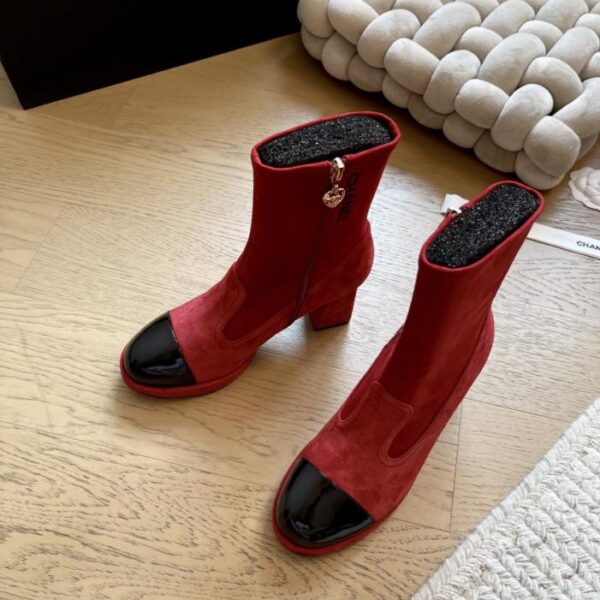 repliche,replica,perfette,siti di,affidabili,migliori siti,dove comprare,1:1,scarpe da ginnastica Stivaletti Chanel con tacco a blocco autunno e inverno (E9TN4)