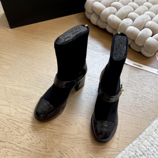 repliche,replica,perfette,siti di,affidabili,migliori siti,dove comprare,1:1,scarpe da ginnastica Stivaletti con tacco grosso Chanel autunno/inverno (GIGBF)