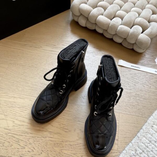 repliche,replica,perfette,siti di,affidabili,migliori siti,dove comprare,1:1,scarpe da ginnastica Stivaletti con plateau Chanel autunno/inverno (RE328)