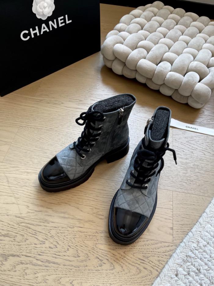 repliche,replica,perfette,siti di,affidabili,migliori siti,dove comprare,1:1,scarpe da ginnastica Stivaletti con plateau Chanel autunno/inverno (VRPCQ) repliche,replica,perfette,siti di,affidabili,migliori siti,dove comprare,1:1,scarpe da ginnastica Stivaletti con plateau Chanel autunno/inverno (VRPCQ)