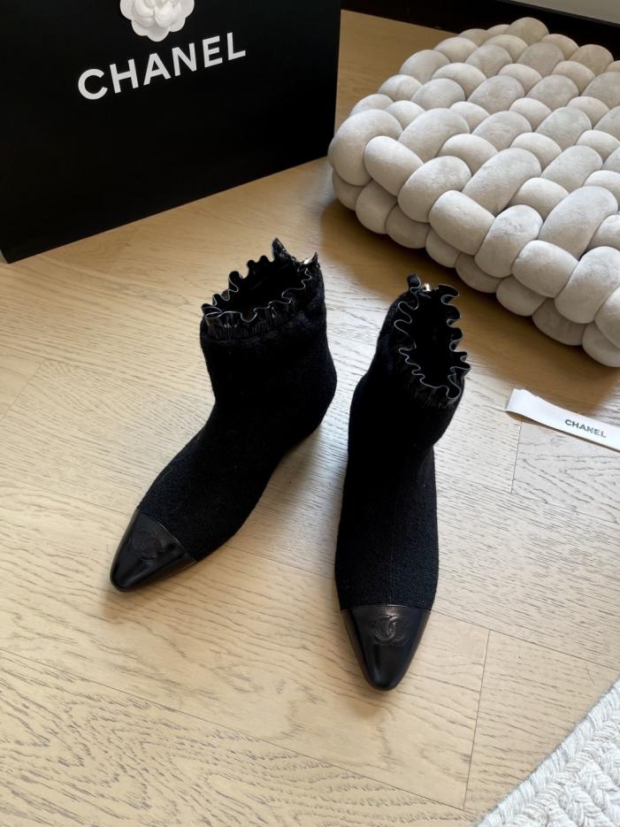 repliche,replica,perfette,siti di,affidabili,migliori siti,dove comprare,1:1,scarpe da ginnastica Stivaletti Chanel autunno e inverno con suola spessa (02JA7) repliche,replica,perfette,siti di,affidabili,migliori siti,dove comprare,1:1,scarpe da ginnastica Stivaletti Chanel autunno e inverno con suola spessa (02JA7)