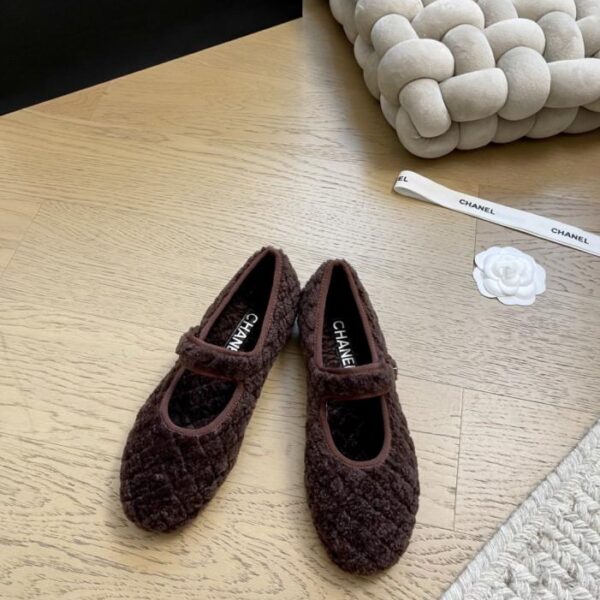 repliche,replica,perfette,siti di,affidabili,migliori siti,dove comprare,1:1,scarpe da ginnastica Chanel New Lambswool Mary Jane Shoes Top Edition (2LIFY)
