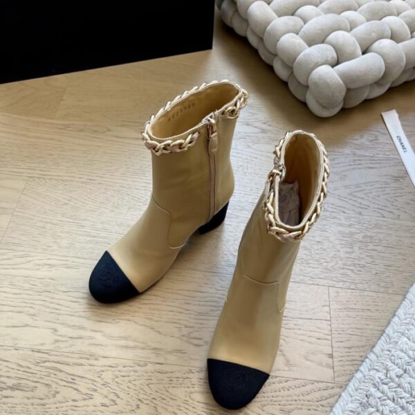repliche,replica,perfette,siti di,affidabili,migliori siti,dove comprare,1:1,scarpe da ginnastica Stivaletti Chanel con catena, versione top (OM9IR)