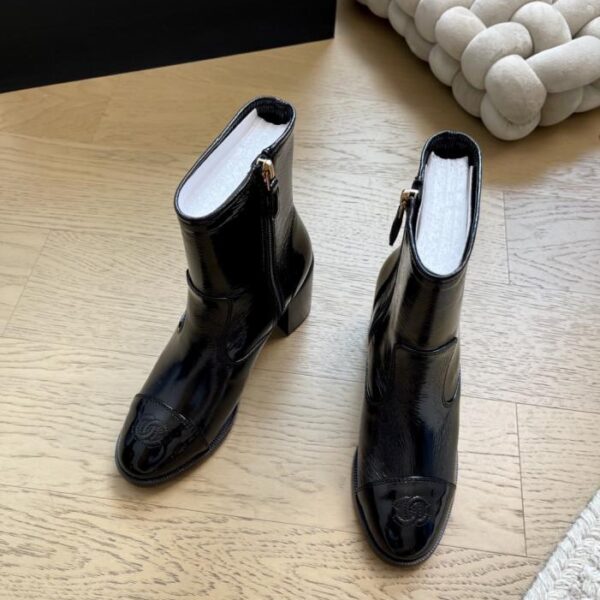 repliche,replica,perfette,siti di,affidabili,migliori siti,dove comprare,1:1,scarpe da ginnastica Chanel 25k nuovi stivali lunghi e corti versione top (3N1J1)