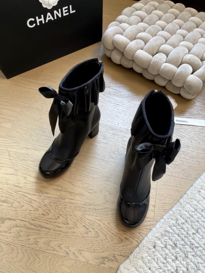 repliche,replica,perfette,siti di,affidabili,migliori siti,dove comprare,1:1,scarpe da ginnastica Stivaletti lunghi con fiocco e tacco grosso Chanel autunno/inverno (1ROZA) repliche,replica,perfette,siti di,affidabili,migliori siti,dove comprare,1:1,scarpe da ginnastica Stivaletti lunghi con fiocco e tacco grosso Chanel autunno/inverno (1ROZA)