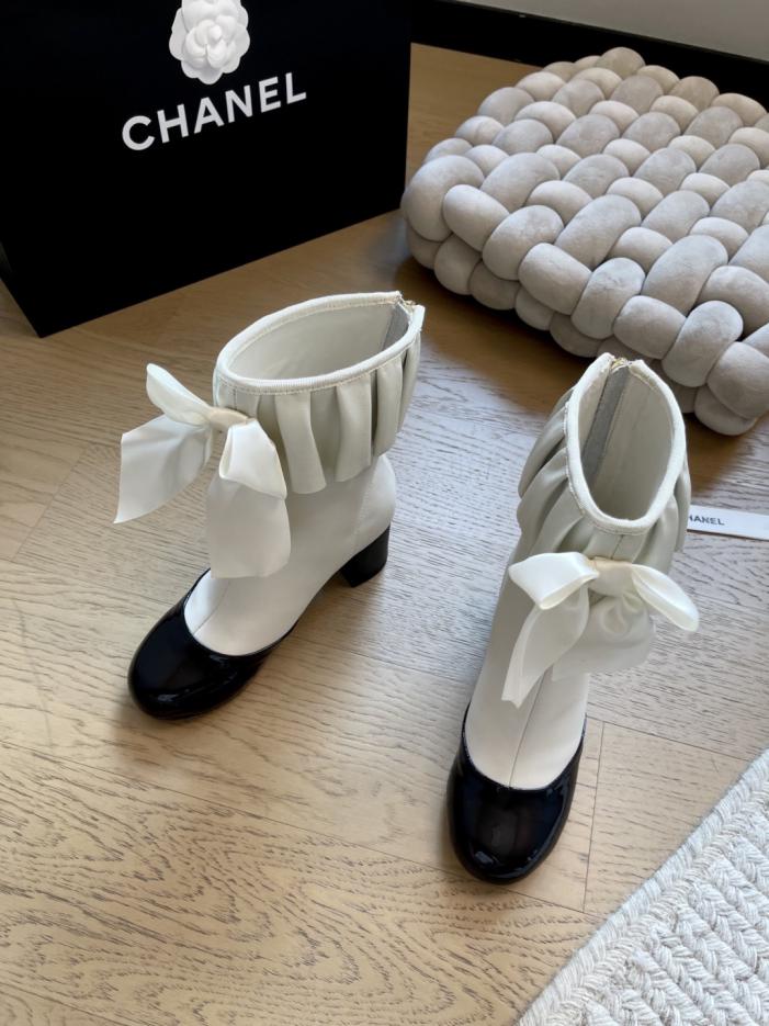 repliche,replica,perfette,siti di,affidabili,migliori siti,dove comprare,1:1,scarpe da ginnastica Stivaletti lunghi con fiocco e tacco grosso Chanel autunno/inverno (601C1) repliche,replica,perfette,siti di,affidabili,migliori siti,dove comprare,1:1,scarpe da ginnastica Stivaletti lunghi con fiocco e tacco grosso Chanel autunno/inverno (601C1)