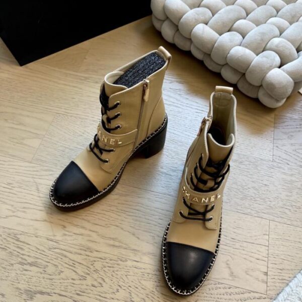 repliche,replica,perfette,siti di,affidabili,migliori siti,dove comprare,1:1,scarpe da ginnastica Stivaletti con tacco grosso Chanel autunno/inverno, versione top (8MK4P)
