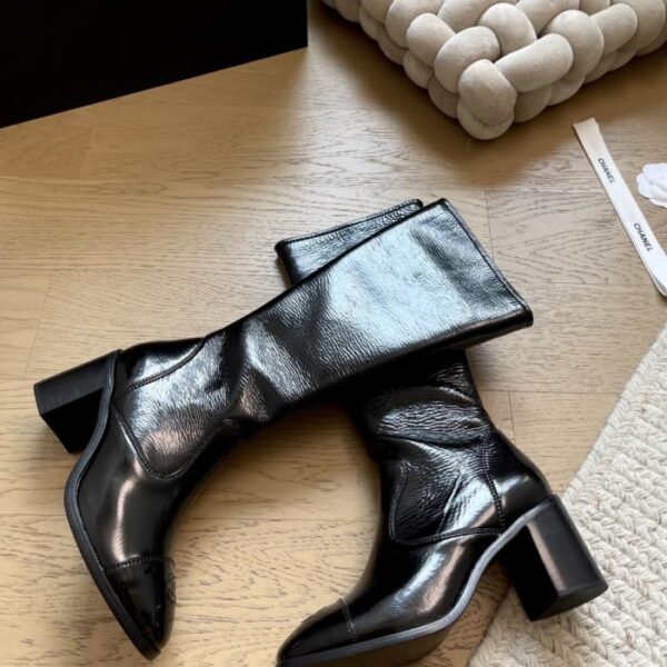 repliche,replica,perfette,siti di,affidabili,migliori siti,dove comprare,1:1,scarpe da ginnastica Chanel 25k nuovi stivali lunghi e corti versione top (MPAG0)
