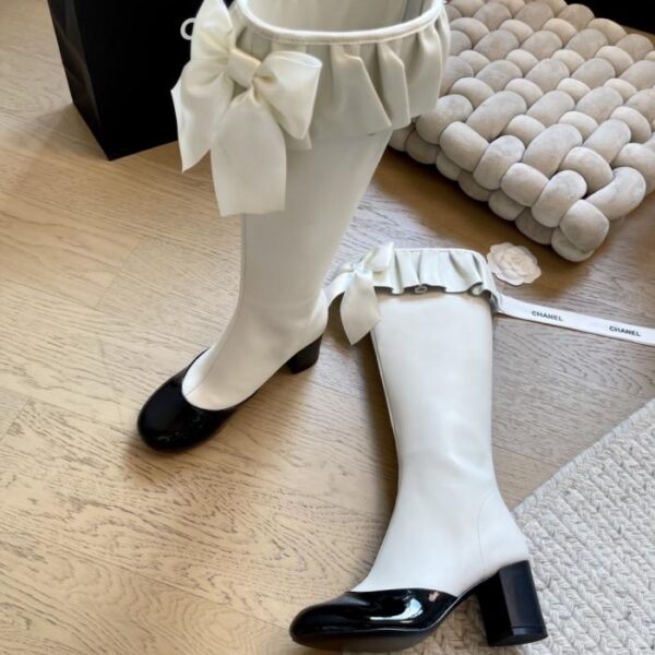 repliche,replica,perfette,siti di,affidabili,migliori siti,dove comprare,1:1,scarpe da ginnastica Stivaletti lunghi con fiocco e tacco grosso Chanel autunno/inverno (9I1XL)