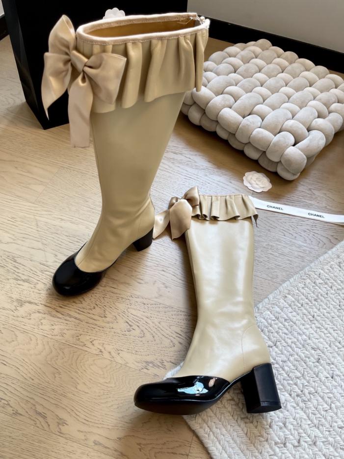 repliche,replica,perfette,siti di,affidabili,migliori siti,dove comprare,1:1,scarpe da ginnastica Stivaletti lunghi con fiocco e tacco grosso Chanel autunno/inverno (QG5J0) repliche,replica,perfette,siti di,affidabili,migliori siti,dove comprare,1:1,scarpe da ginnastica Stivaletti lunghi con fiocco e tacco grosso Chanel autunno/inverno (QG5J0)