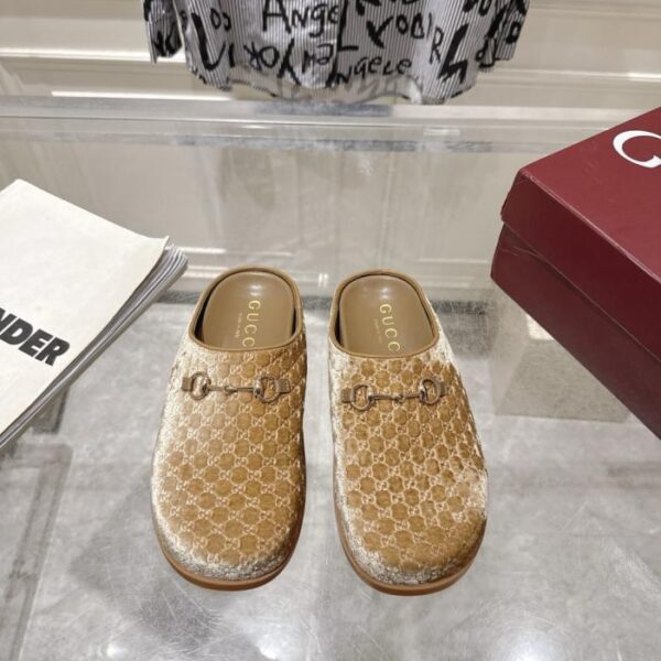 repliche,replica,perfette,siti di,affidabili,migliori siti,dove comprare,1:1,scarpe da ginnastica Ciabatte Gucci primavera e autunno in velluto dorato con punta chiusa (A0AZ7)