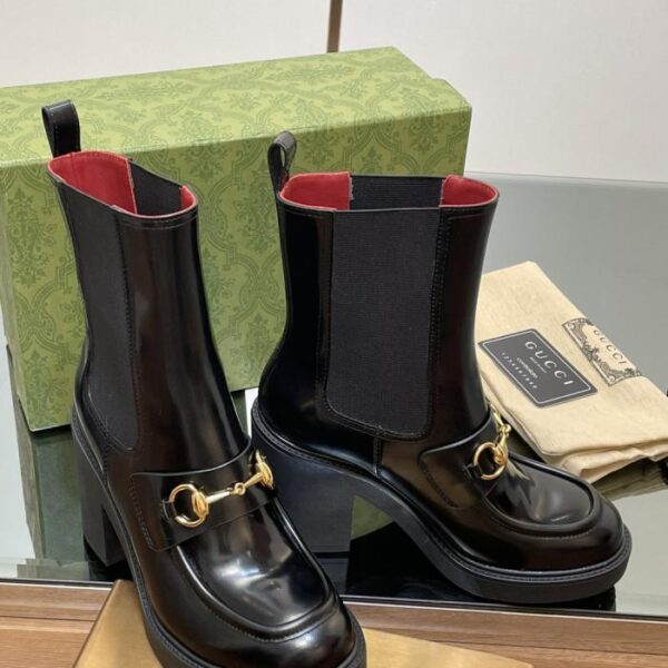 repliche,replica,perfette,siti di,affidabili,migliori siti,dove comprare,1:1,scarpe da ginnastica Gli ultimi stivali autunnali e invernali di GUCCI, con tacco alto, fibbia a morsetto, suola spessa, tacco a spillo e stivaletti color carne, stivali a sigaretta Ankora con fodera bordeaux (JUIK5)