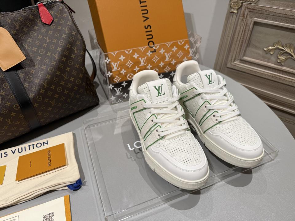 repliche,replica,perfette,siti di,affidabili,migliori siti,dove comprare,1:1,scarpe da ginnastica Sneakers casual traspiranti LV Trainer, di alta qualità, in pelle bovina di ultima generazione con grande logo a forma di asino (NXBS7) repliche,replica,perfette,siti di,affidabili,migliori siti,dove comprare,1:1,scarpe da ginnastica Sneakers casual traspiranti LV Trainer, di alta qualità, in pelle bovina di ultima generazione con grande logo a forma di asino (NXBS7)