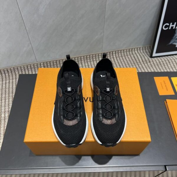 repliche,replica,perfette,siti di,affidabili,migliori siti,dove comprare,1:1,scarpe da ginnastica Scarpe casual Flyknit da coppia della serie LV Early Autumn Show, nuove scarpe sportive da basket e per il tempo libero (823UI)