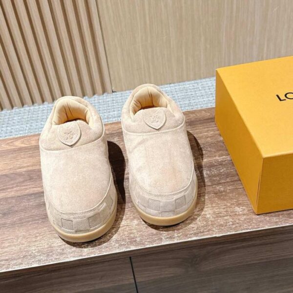 repliche,replica,perfette,siti di,affidabili,migliori siti,dove comprare,1:1,scarpe da ginnastica LV YETI Jigglypuff Slip-Ons, realizzate in pelle scamosciata (EWYVX)