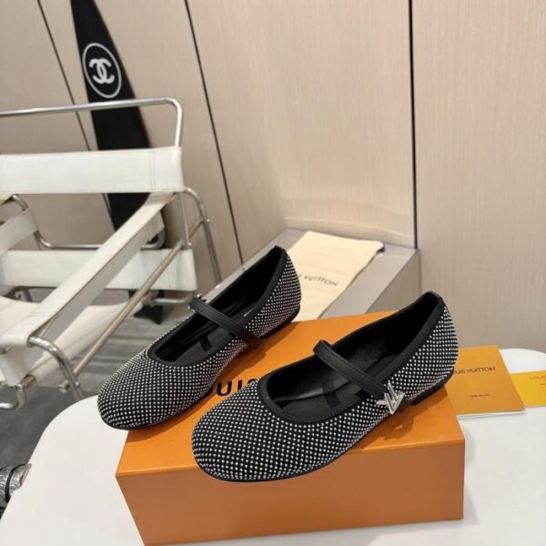 repliche,replica,perfette,siti di,affidabili,migliori siti,dove comprare,1:1,scarpe da ginnastica Nuovi articoli di moda LV, scarpe singole con texture di alta qualità (J73DP)