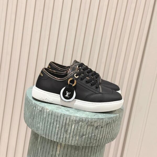 repliche,replica,perfette,siti di,affidabili,migliori siti,dove comprare,1:1,scarpe da ginnastica Versione top delle nuove sneakers sportive casual primaverili ed estive di Louis Vuitton (VFAFF)