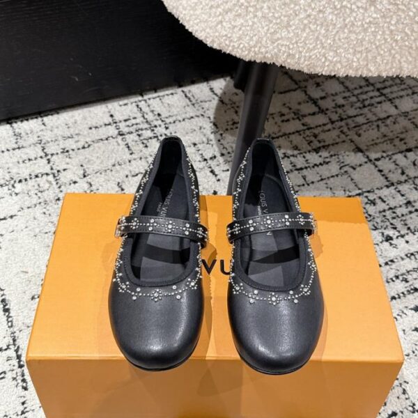 repliche,replica,perfette,siti di,affidabili,migliori siti,dove comprare,1:1,scarpe da ginnastica LV x TM 6AM Le ultime scarpe Mary Jane di Takashi Murakami (MYKFI)