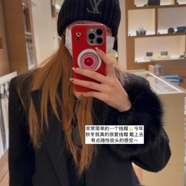 repliche,replica,perfette,siti di,affidabili,migliori siti,dove comprare,1:1,scarpe da ginnastica Il cappello lavorato a maglia del sito ufficiale LV è molto versatile e unisex (E6B63)