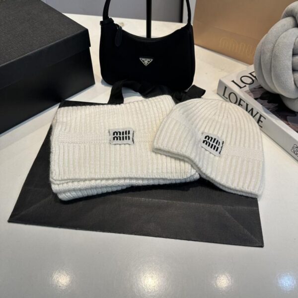 repliche,replica,perfette,siti di,affidabili,migliori siti,dove comprare,1:1,scarpe da ginnastica Cappello lavorato a maglia MIUMIU, popolare da banco, set due pezzi cappello + sciarpa (MRFYK)