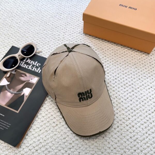 repliche,replica,perfette,siti di,affidabili,migliori siti,dove comprare,1:1,scarpe da ginnastica Cappellino da baseball ricamato in stile nuovo ordine MIUMIU versione alta (EXN2U)